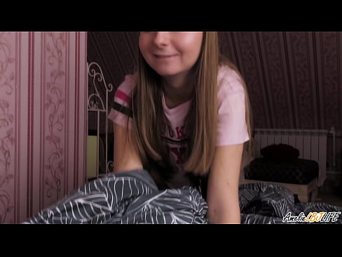❤️ Блонді глибоко відсмоктує свого BFF і отримує сперму в рот ️❌ Порно-відео у нас ☑